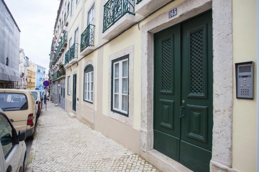 024 D - Lisbon Typical Cosy Apartment — забронировать отель в Лиссабоне