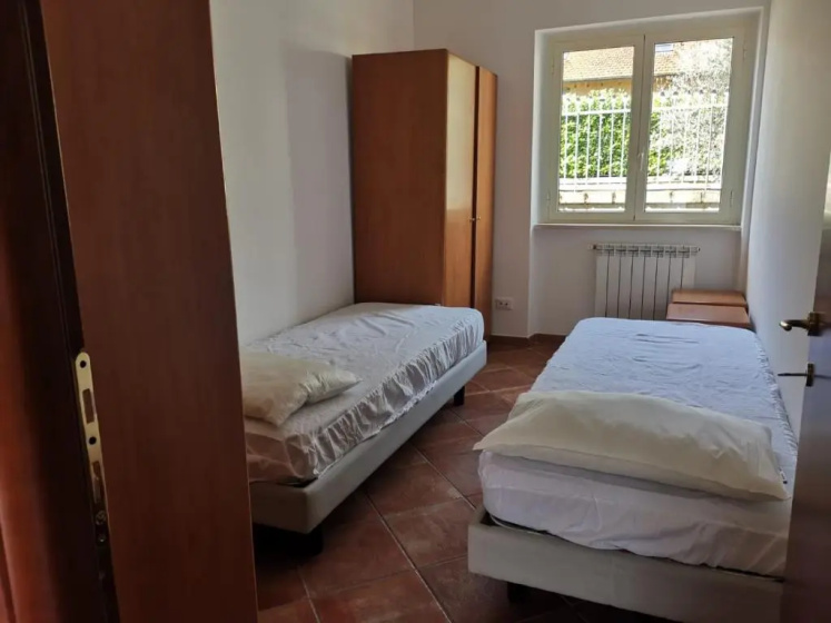 Цены на Apartment Roma Tor Vergata con Giardino в Риме