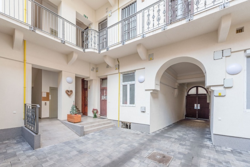 Oasis Apartments - Westend I — отель с удобным расположением в Будапеште