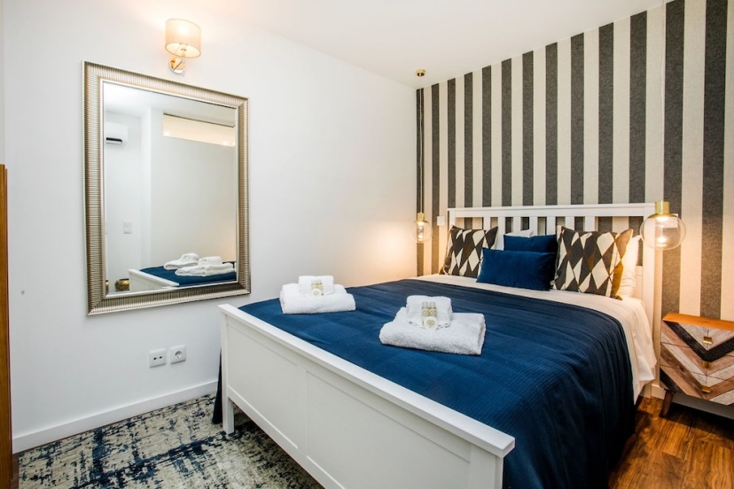 LxWay Apartments Poço dos Negros — отель с удобным расположением в Лиссабоне