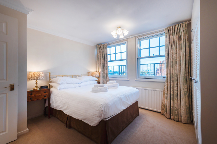 No 1 The Mansion Apartments by Mansley — забронировать отель в Лондоне