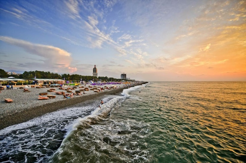 When visiting Batumi this 2 bedroom apartment is a great choice — отель в Батуми, Грузия