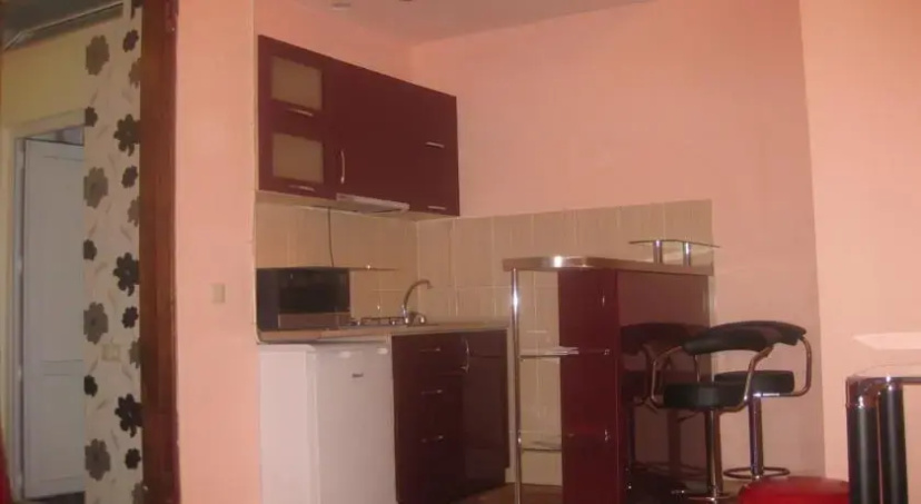 Apartment on Rustaveli avenue — комфортный отель в Тбилиси