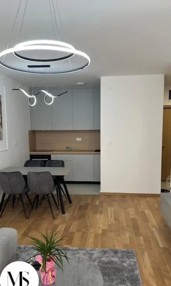 Montenegro luxury suites - New city — комфортный отель в Подгорице