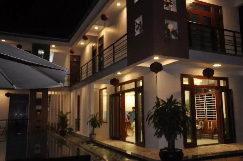 Phu Hung Thinh Villa — отель с удобствами в Дананге