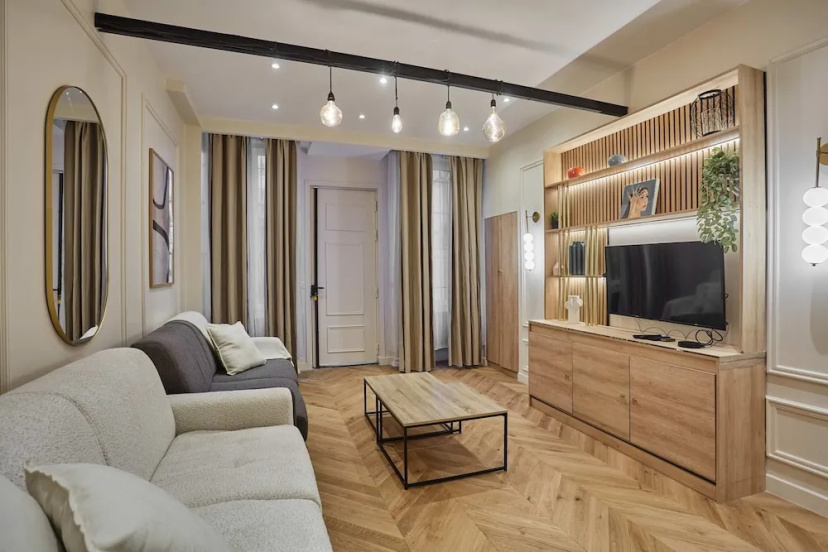 Sublime Apartment in the Heart of Paris 10 People — отзывы гостей и цены