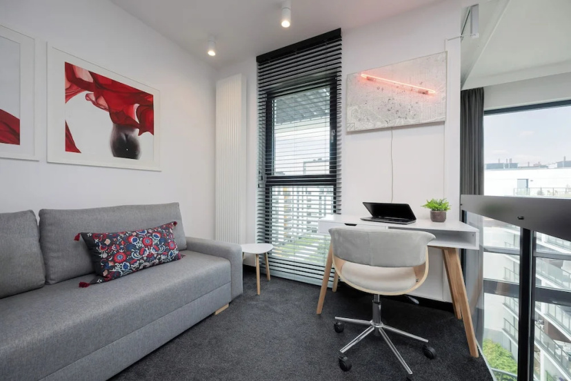 Apartment With A/C by Renters Prestige — комфортный отель в Варшаве