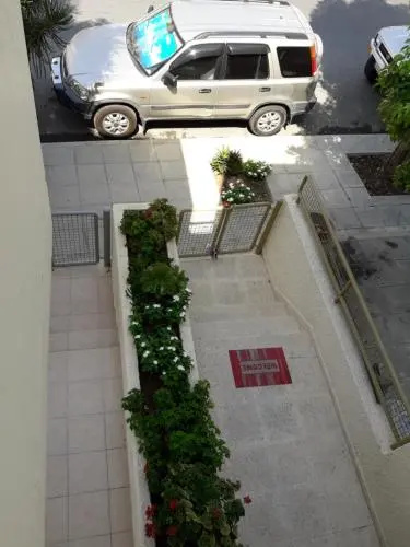 Shared Top 1st Floor Villa — отель с удобным расположением в Лимассол