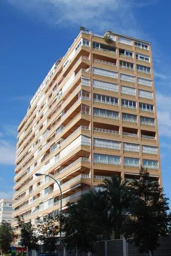 Apartamentos Concorde — отель с удобным расположением в Аликанте