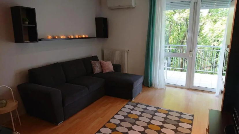 Green Park Apartment - near the center of Buda — забронировать отель в Будапеште