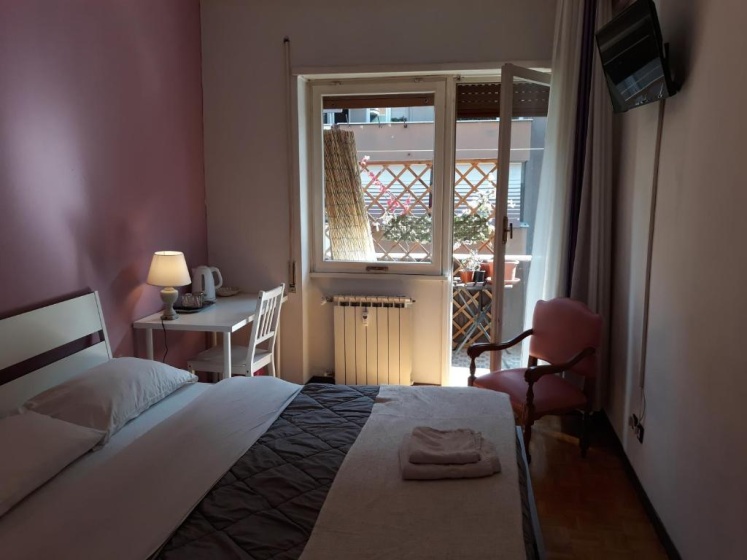 My Sweet Rooms — забронировать отель в Риме