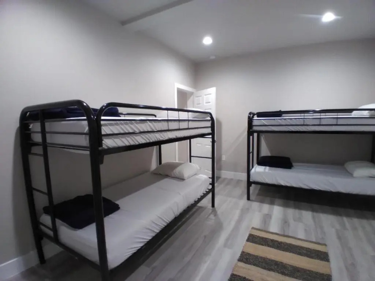 Bethel Guest House — отель в Лос-Анджелесе, Соединенные Штаты Америки