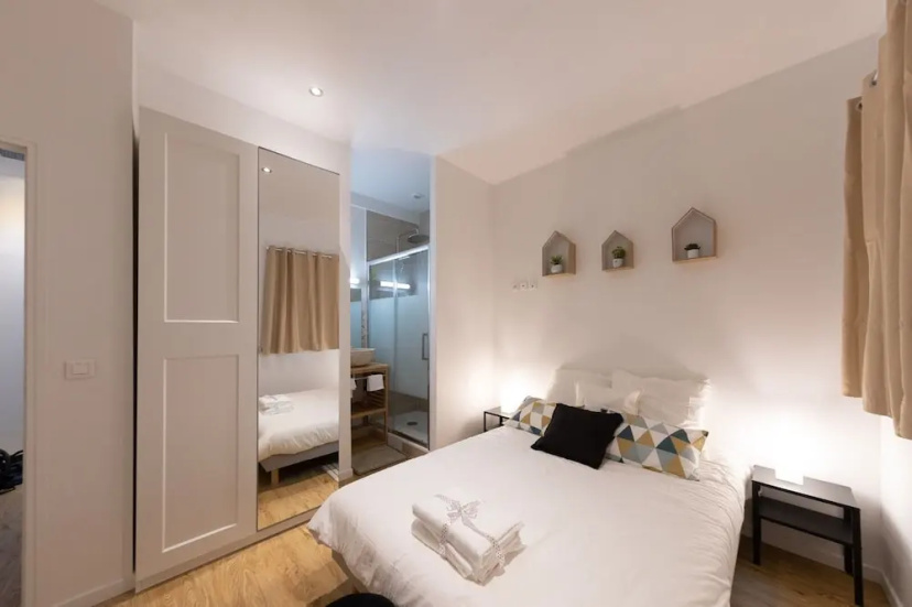 Cosy Flat in Paris Saint-Lazare Opéra — отель в Париже, Франция