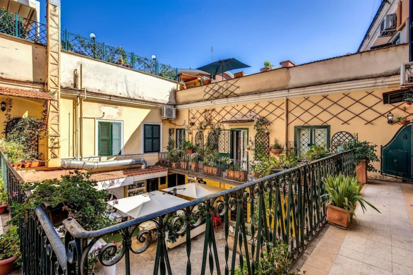 Maxxi apartment in the heart of Rome — комфортный отель в Риме
