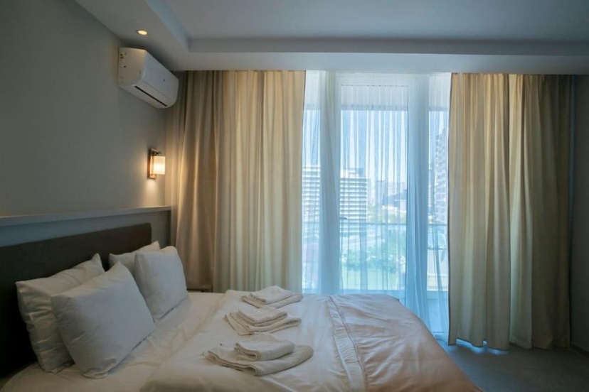 Leo Group Apartment 10-199 Sunrise Batumi — отель с удобным расположением в Батуми