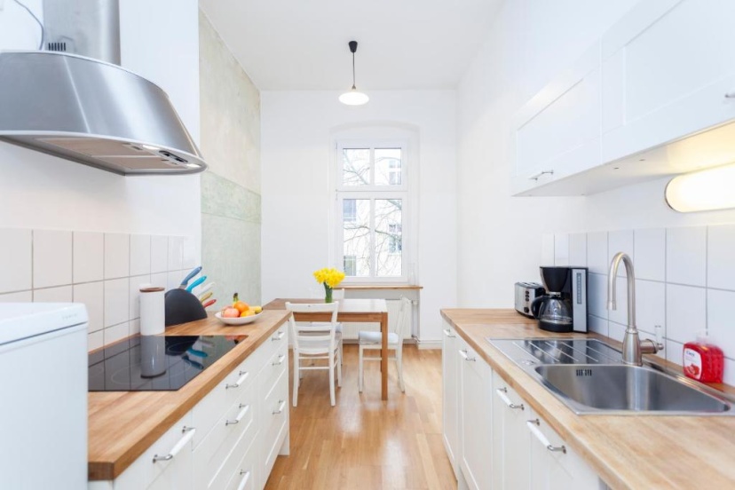 Apartment Winsstr. 68 — забронировать отель в Берлине