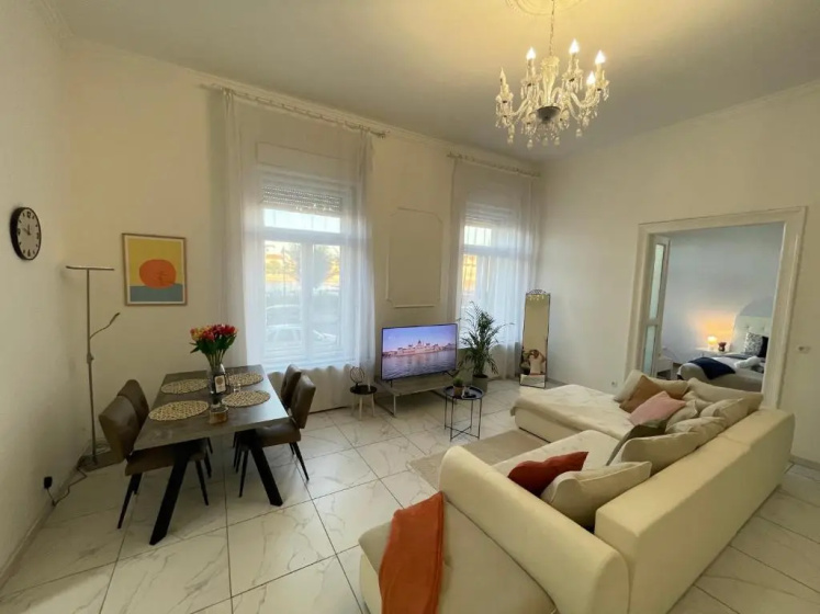 Luxury Riverside Panorama Apartment — отель с удобным расположением в Будапеште