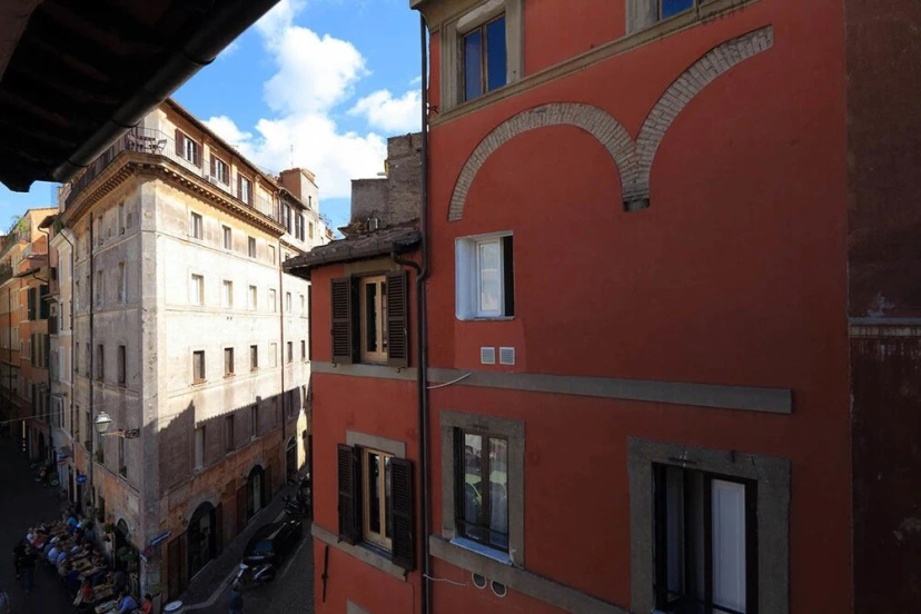 Coronari Charming Apartment — отель в Риме, Италия