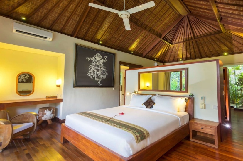 Bali Villa Near the Beach, 2064 — отель с удобным расположением в Кута