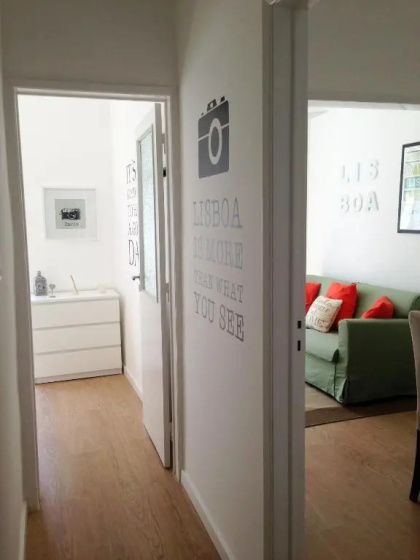 Lisbon Apartment Bairro Alto - Bica 3 — забронировать отель в Лиссабоне