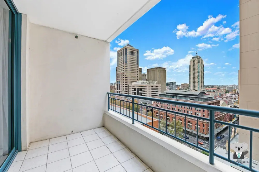 Kozyguru | Haymarket Syd | Overly Warm | 1 Bed Apt — отель с удобствами в Сиднее