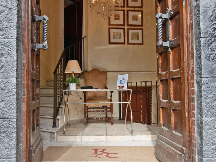 Relais Le Clarisse a Trastevere — отель в Риме, Италия
