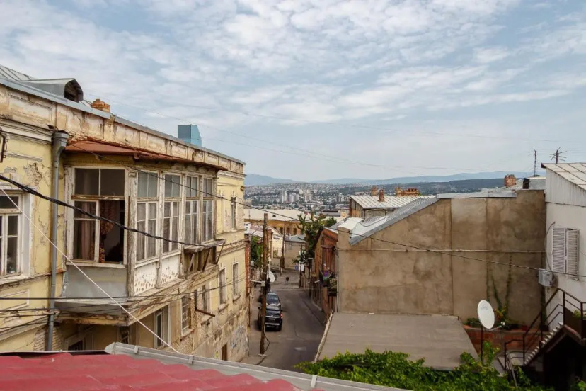 Khato's Apartment in Old Tbilisi — отель с удобным расположением в Тбилиси