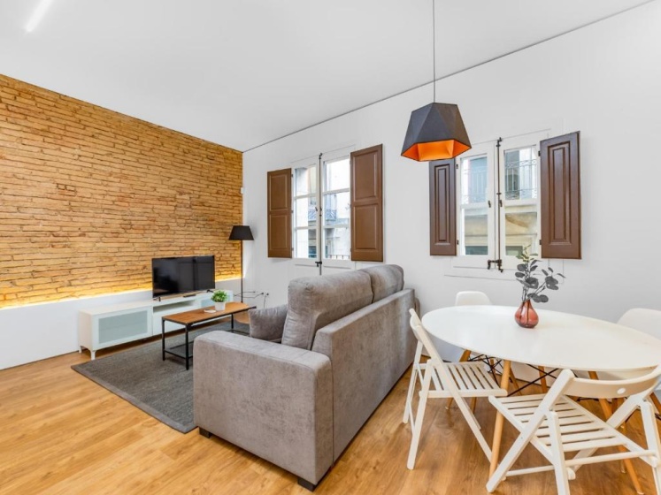 Lodging Apartments Amazing apartment by Ramblas with inner terrace — забронировать отель в Барселоне