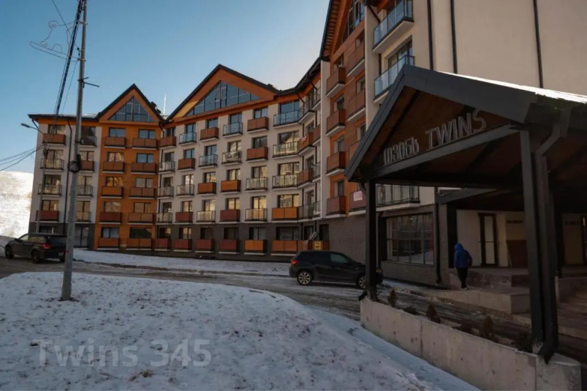 Valley and mountain view, Twins, with Hot Water — отель в Гудаури, Грузия