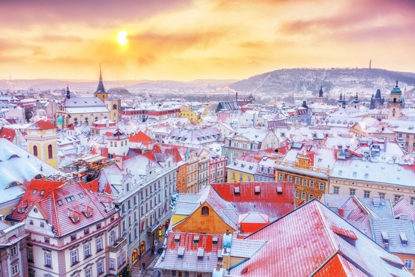 Wenceslas Apartment for 10 with AC — отель с удобным расположением в Праге