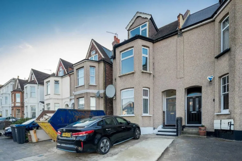 Green Lane Palmers Green Apartments — комфортный отель в Лондоне