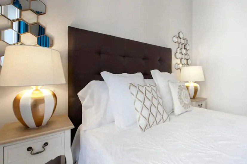 My City Home Fabuloso apartamento Sol VI — отель с удобным расположением в Мадриде