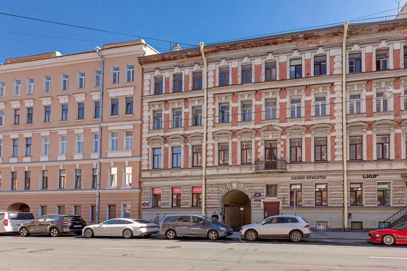 Апартаменты на улице Чехова 9 — забронировать отель в Санкт-Петербурге
