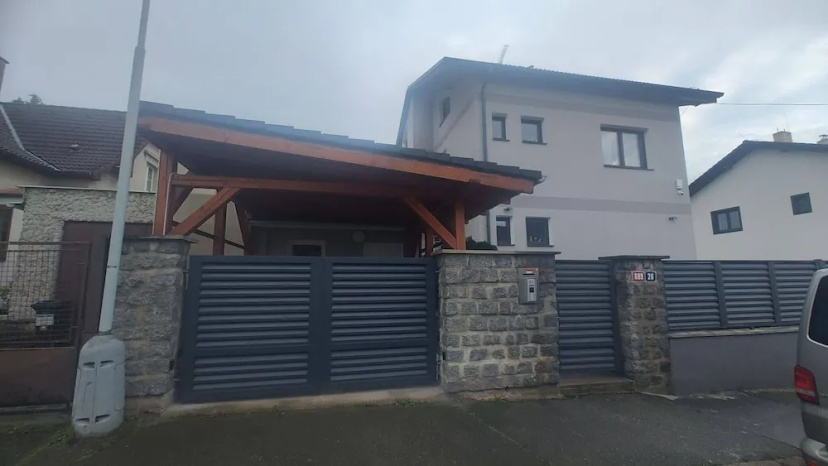 Vu's Home-apartmán Junior 40m2 — отель с удобствами в Праге