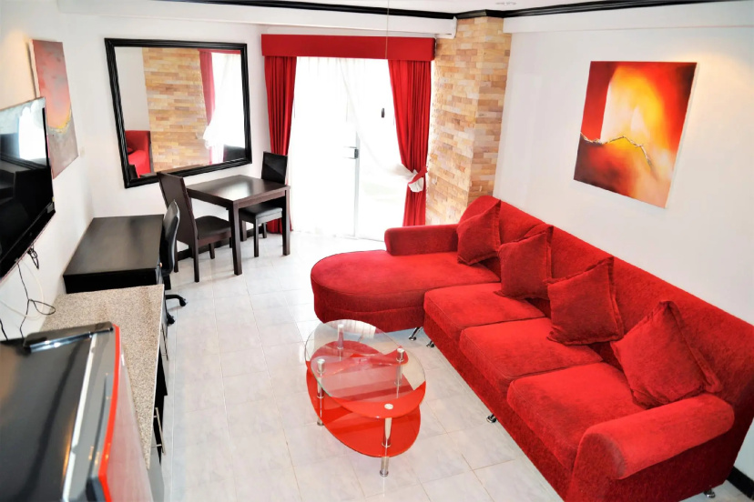 Beach Condo Jomtien Pool View Large Modern 1 Bedroom Kitchen — отзывы гостей и цены