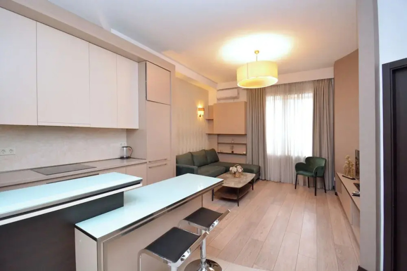 Kajaznuni street apartment on 4 floor — отель с удобным расположением в Ереван