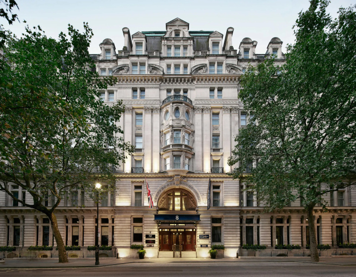 The Grand at Trafalgar Square — отель с удобствами в Лондоне