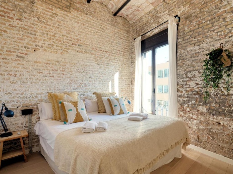 Цены на Poble Nou I You Stylish Apartments в Барселоне