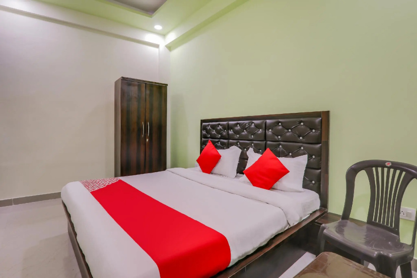 OYO Flagship 73746 Second Home - Hotel in Λάκναου - Photo 1