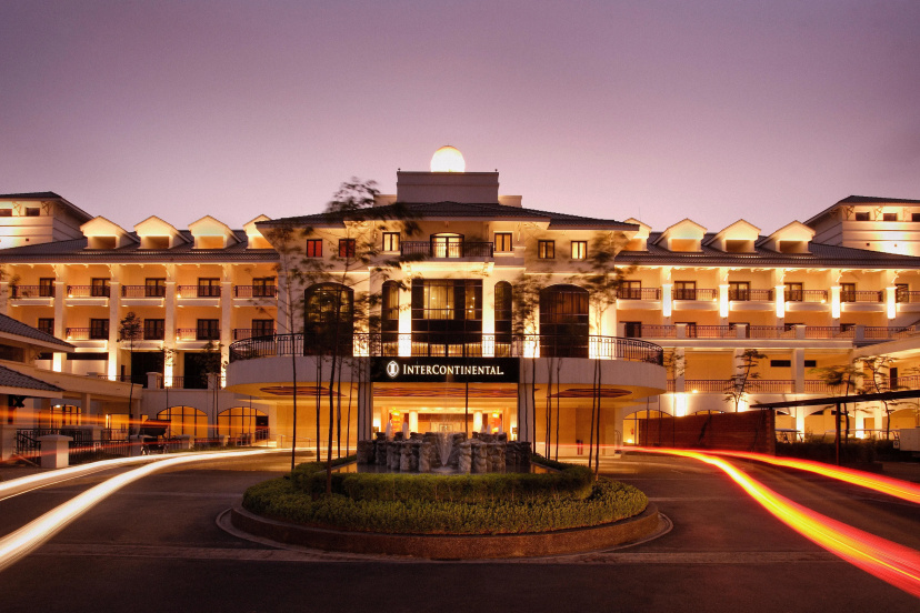 InterContinental Hanoi Westlake by IHG — отель с удобствами в Ханое