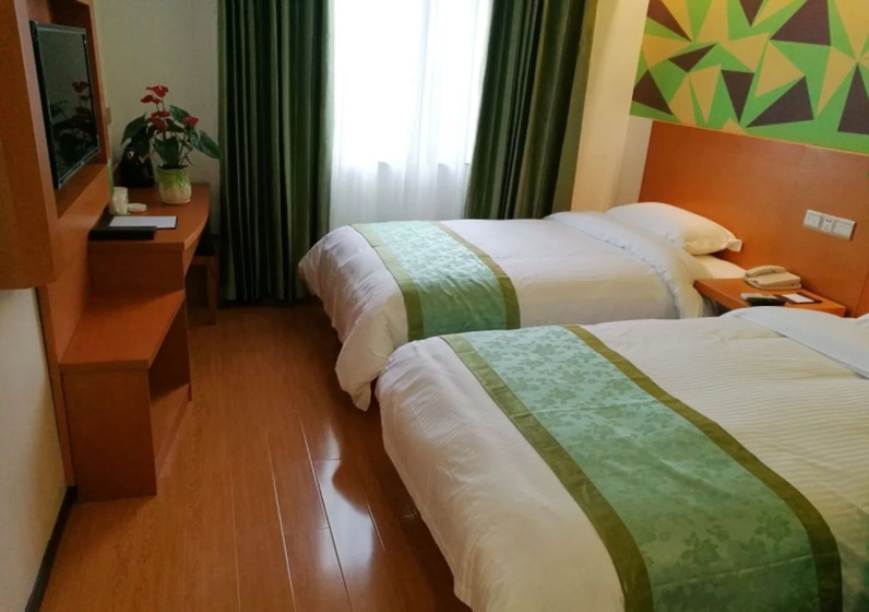 Shell Hotel (Shanghai Pudong Airport Yuandong Avenue Metro) — отель с удобным расположением в Шанхае