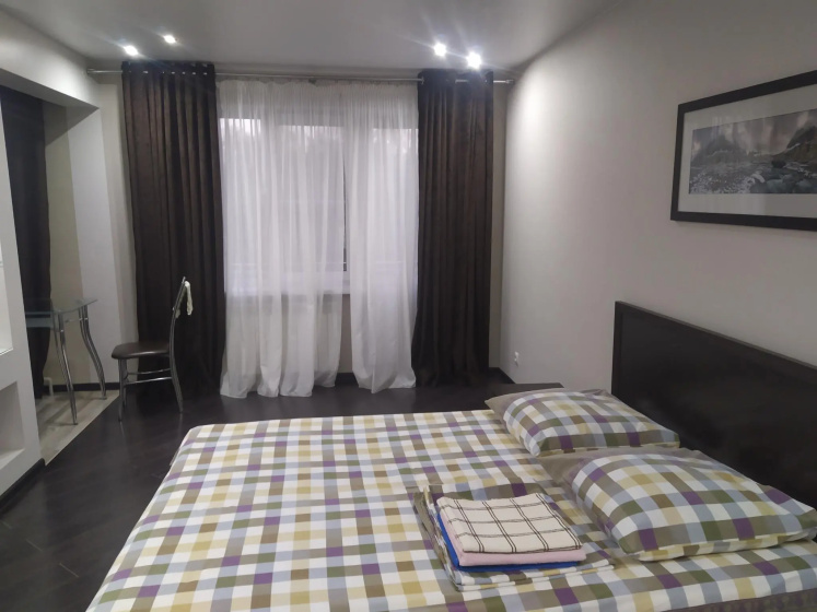 Apartamenty Zalesnyj na ulice Ordzonikidze — отель в Новомосковске, Россия