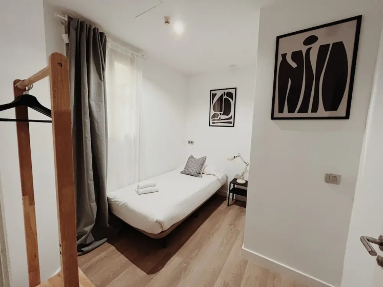 Цены на Apartamentos Express by gaiarooms в Барселоне