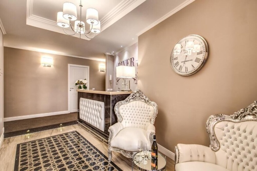 River Luxury Suites — отель с удобствами в Риме