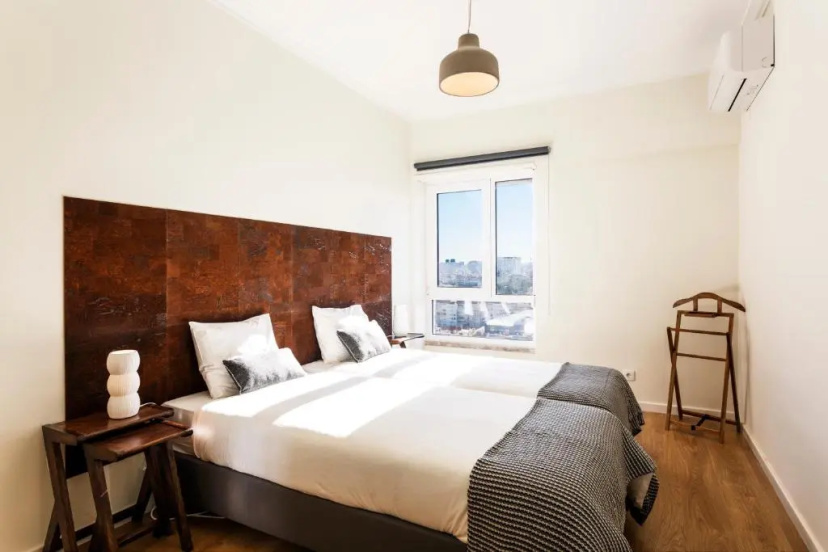 WHome | Anjos Premium Apartment #8 — отель с удобствами в Лиссабоне