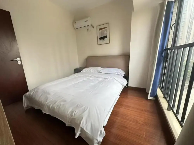 Guangzhou Phantom Oasis Apartments - Canton Fair Exhibition Center 3 — отель в Гуанчжоу, Китай