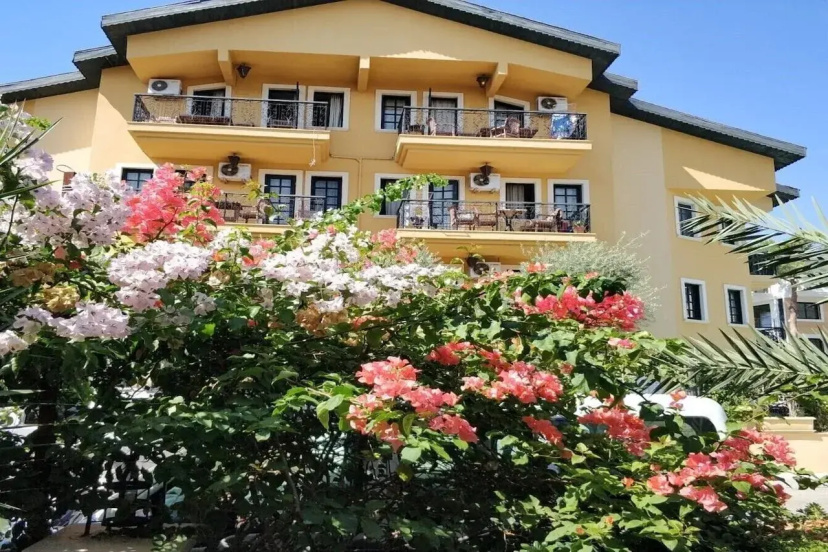 T & G Apartments — комфортный отель в Мармарисе