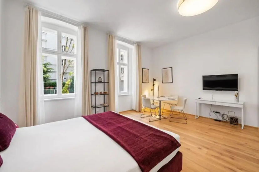 Studio Rogergasse Check in 15h to 22h — отель с удобствами в вене