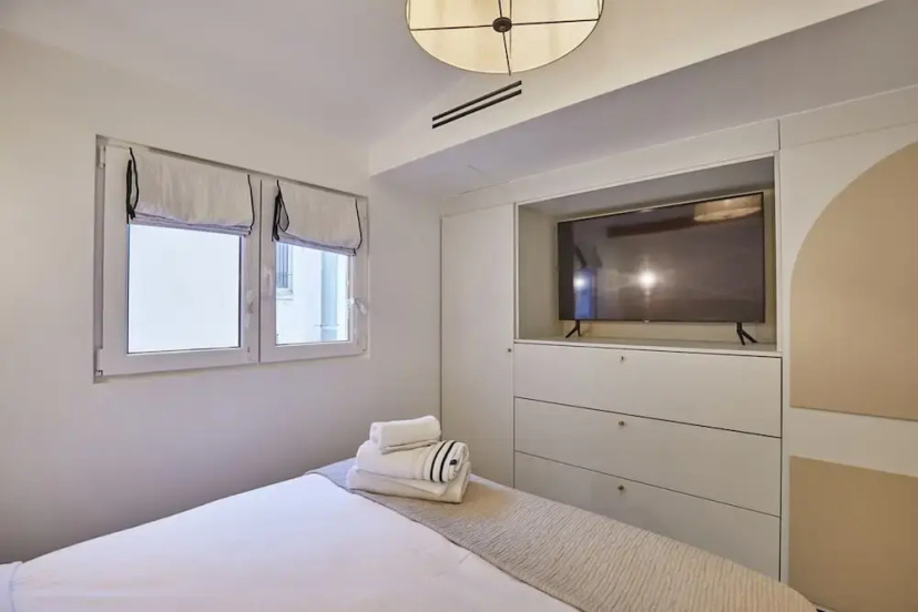 Superb Apartment in the Heart of Paris — отель с удобным расположением в Париже