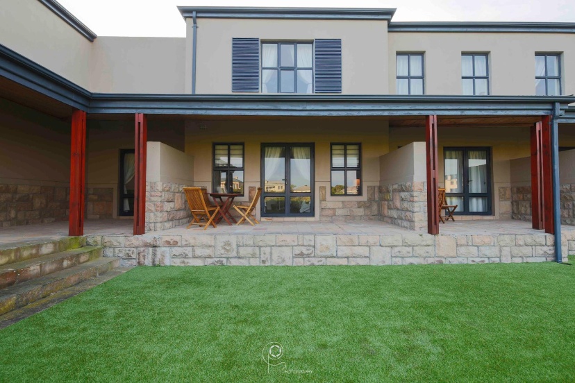 Lodge At Atlantic Beach — комфортный отель в Кейптауне